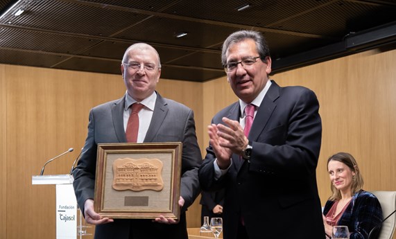 Joaquín Dopazo, Premio Fundación Cajasol por sus contribuciones en el ámbito de la bioinformática aplicada a la genética