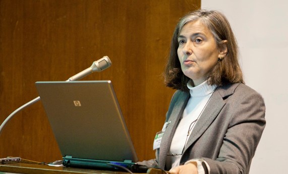Isabel Varela-Nieto, galardonada con la Medalla Morgagni por su trayectoria científica