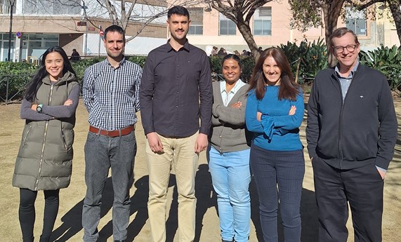 La dieta mediterránea y la actividad física mantienen la salud ósea en adultos mayores La dieta mediterránea y la actividad física mantienen la salud ósea en adultos mayores