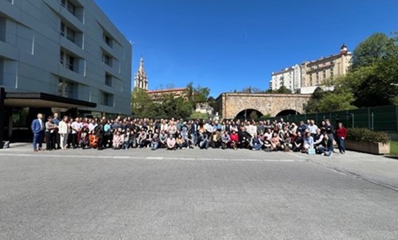 Un nuevo fármaco experimental mejora la función motora y prolonga la vida en un modelo de ELA Un nuevo fármaco experimental mejora la función motora y prolonga la vida en un modelo de ELA