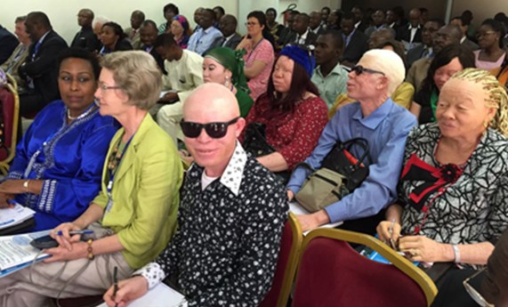 Gran éxito de la primera Reunión internacional sobre albinismo oculocutáneo en África subsahariana