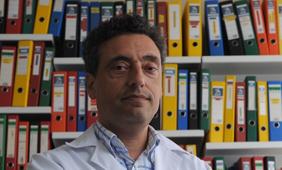 Carlos Martín, ingresa como académico numerario en la Real Academia de Medicina de Zaragoza Carlos Martín, ingresa como académico numerario en la Real Academia de Medicina de Zaragoza